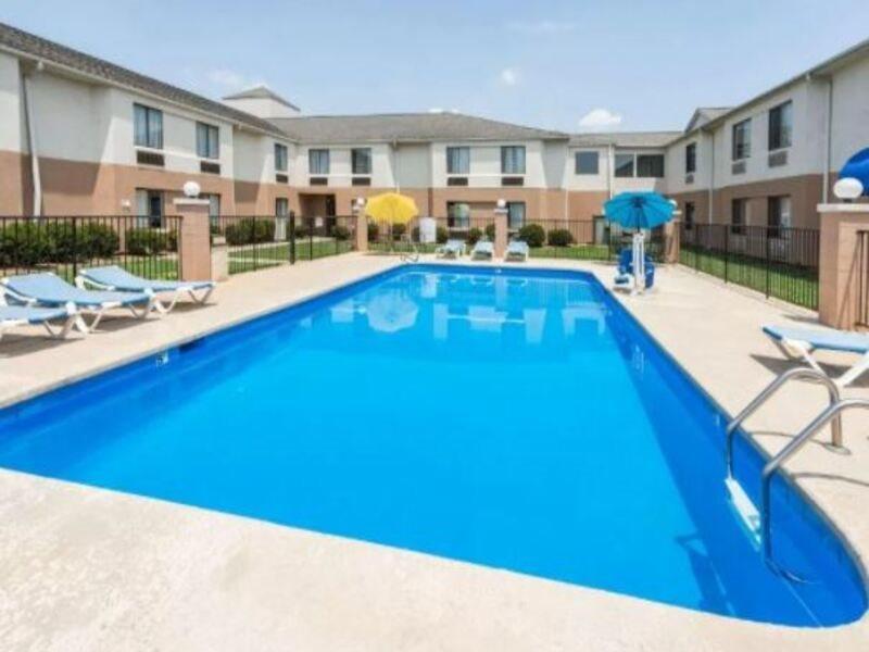 Days Inn By Wyndham Yadkinville Eksteriør bilde