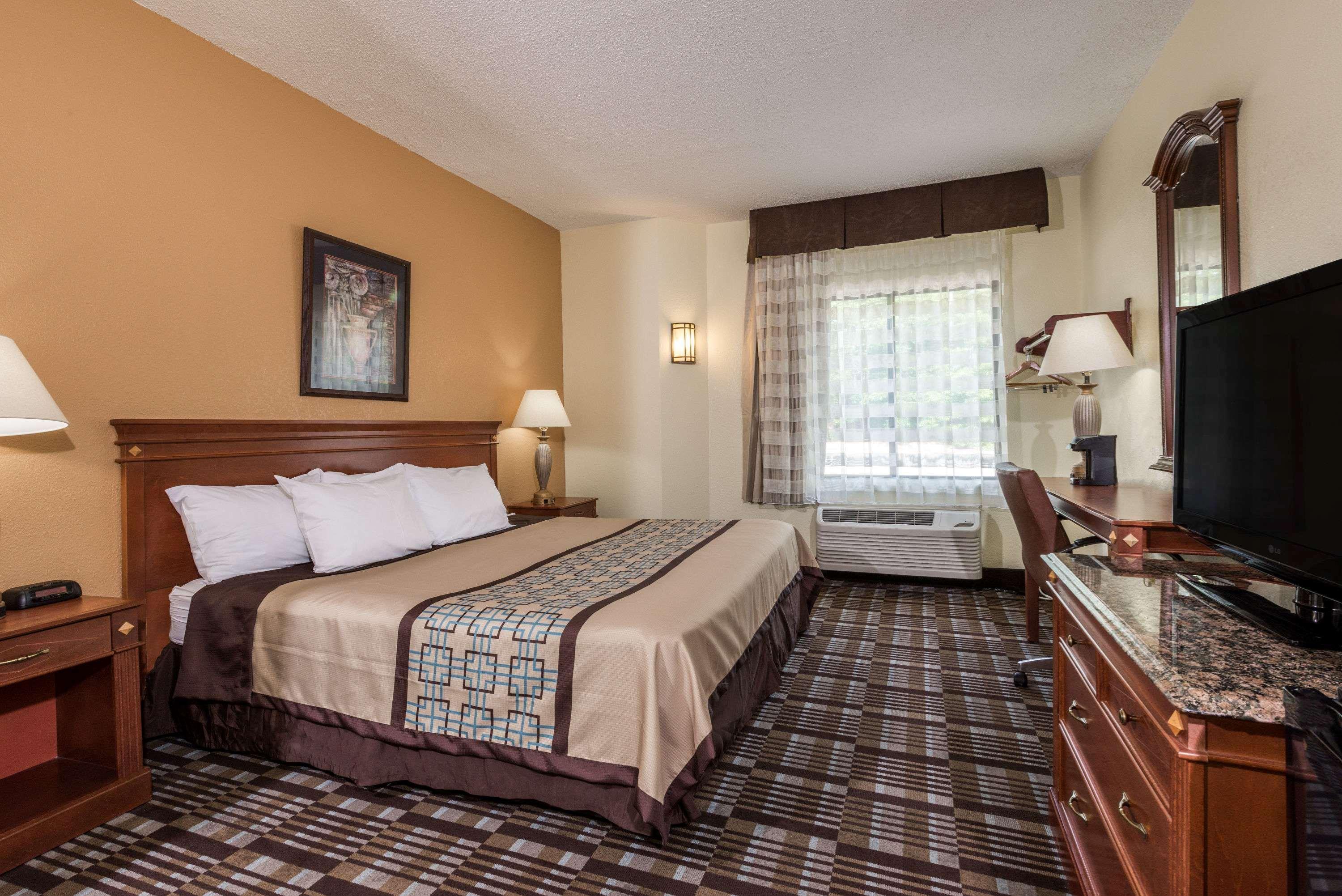 Days Inn By Wyndham Yadkinville Eksteriør bilde